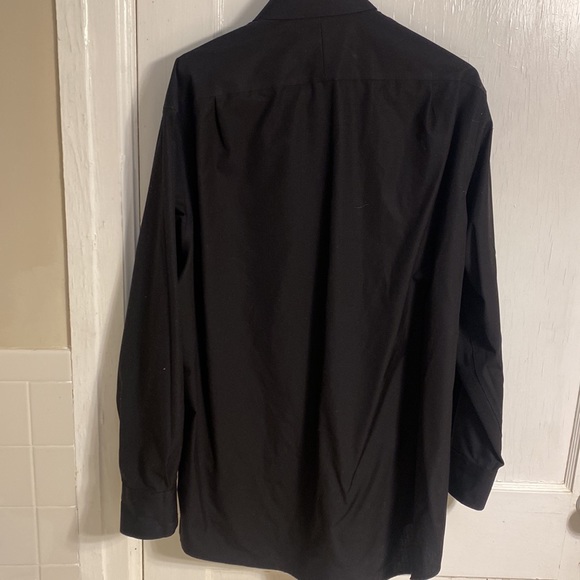 Black No-Iron Dress Shirt - Picture 3 of 3